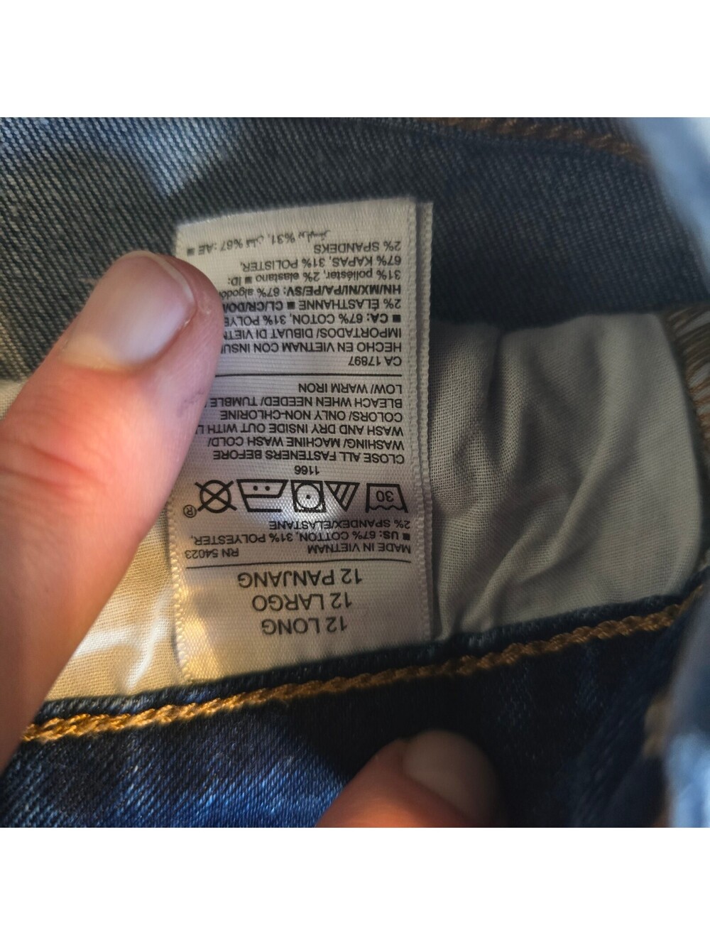 Old Navy Rocker Boot-Cut Blue Jeans - Picture 6 of 7